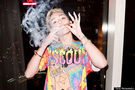 miley cyrus uncensored|Miley Cyruss Latest Terry Richardson Cover Is as NSFW as。